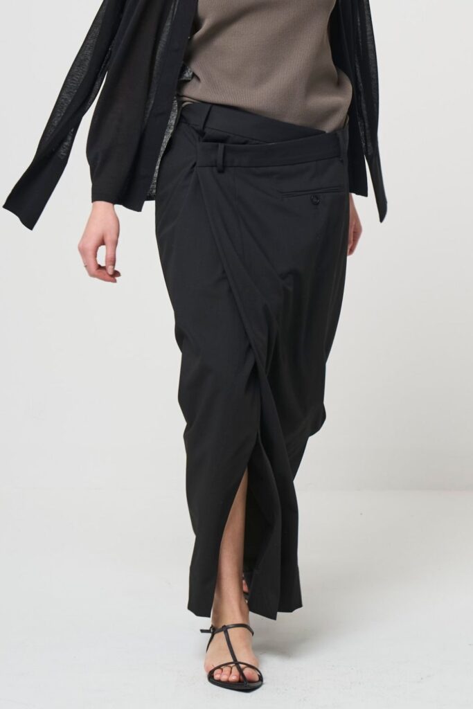 残りわずか Odd Long Skirt - BLACK - seven dot (01)