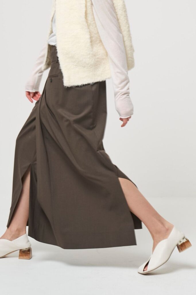 Odd Long Skirt - BROWN - seven dot (01)