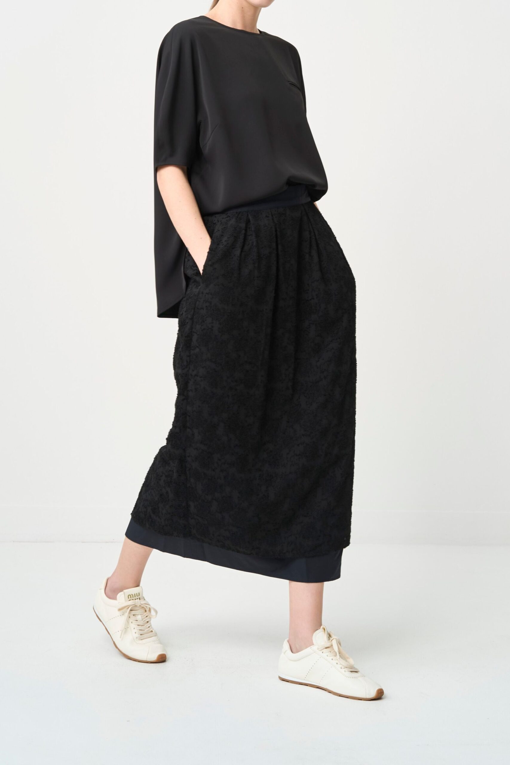 Rain Jacquard Skirt - BLACK - seven dot (03)